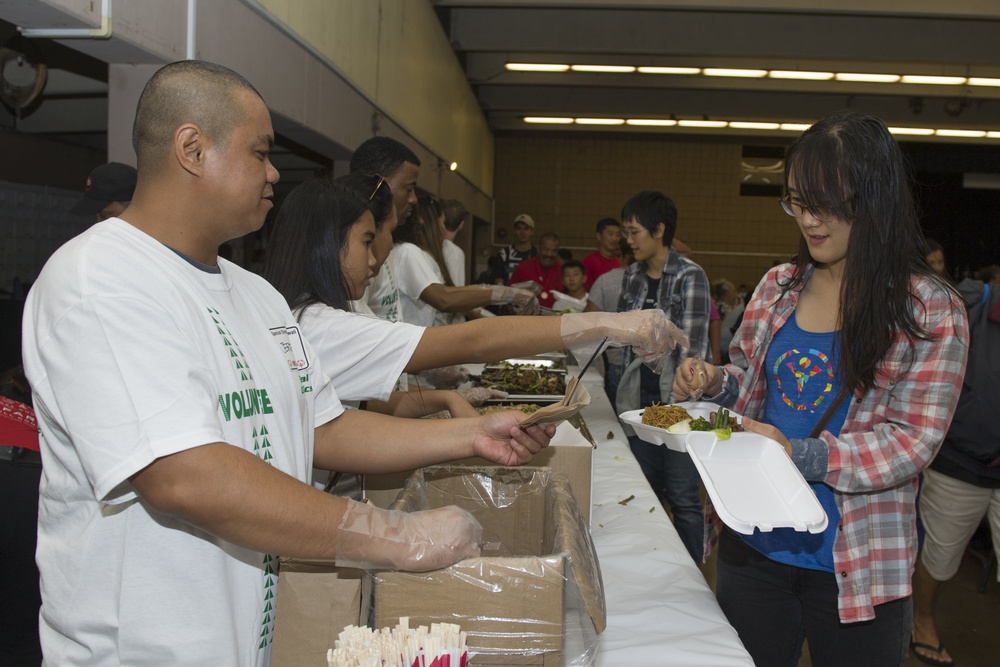 JBPHH, MCBH Host Special Olympics Hawaii Holiday Classic