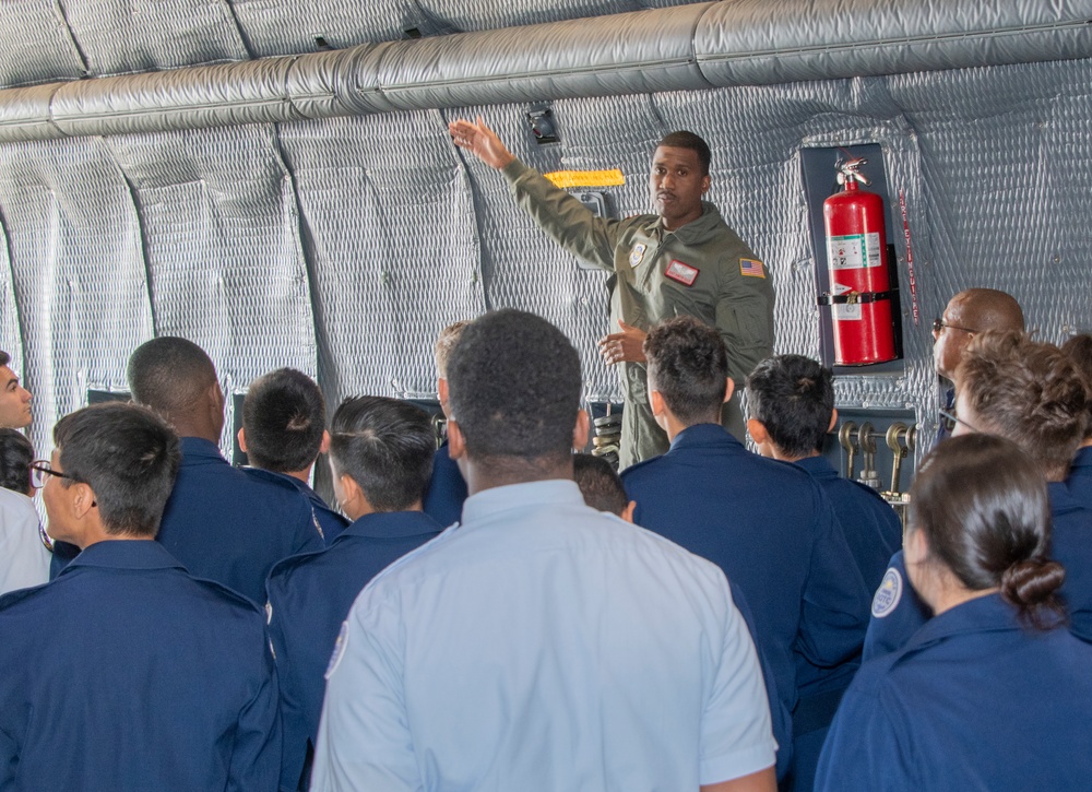 JROTC Base Tour