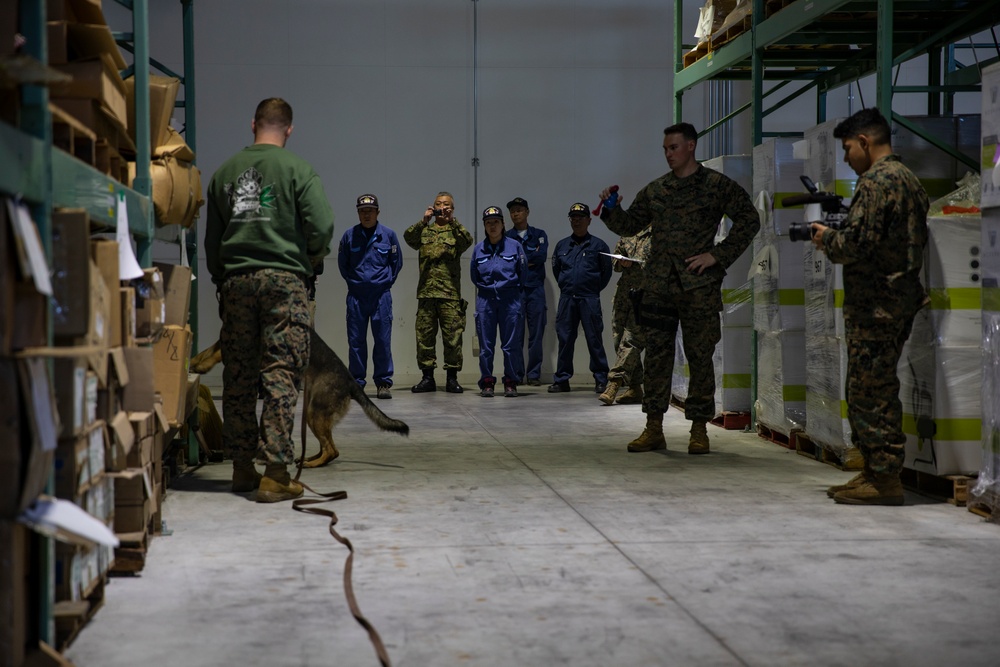 U.S. Marines and JMSDF Soldiers conduct detection training exercises