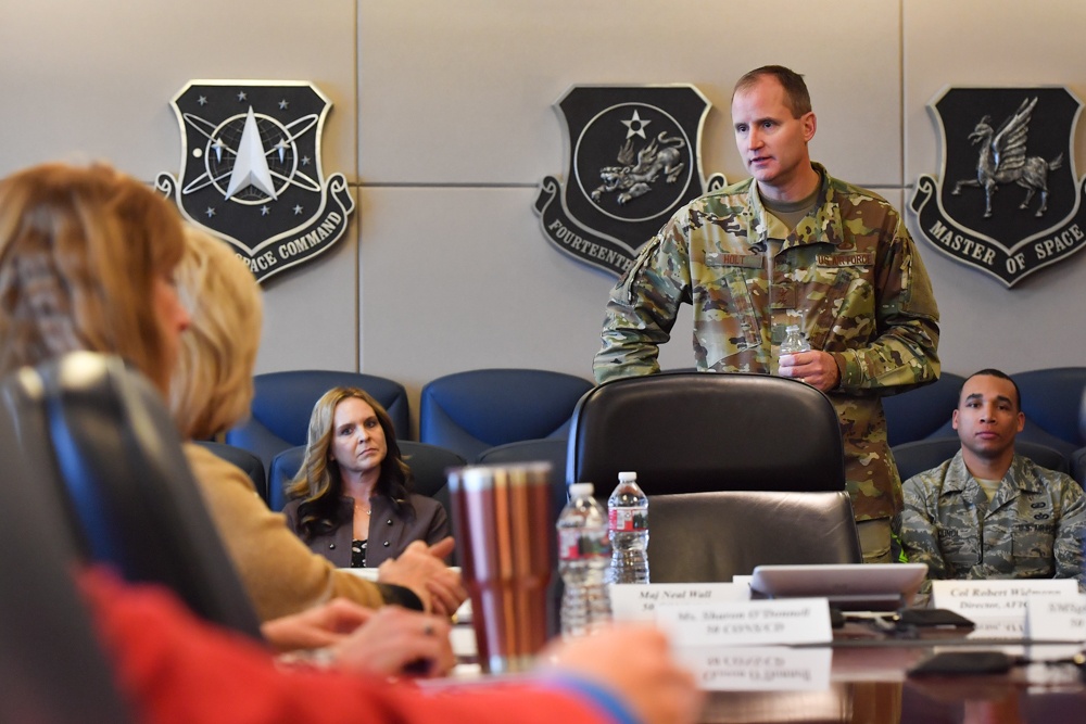 50th Contracting Squadron welcomes Maj. Gen. Holt