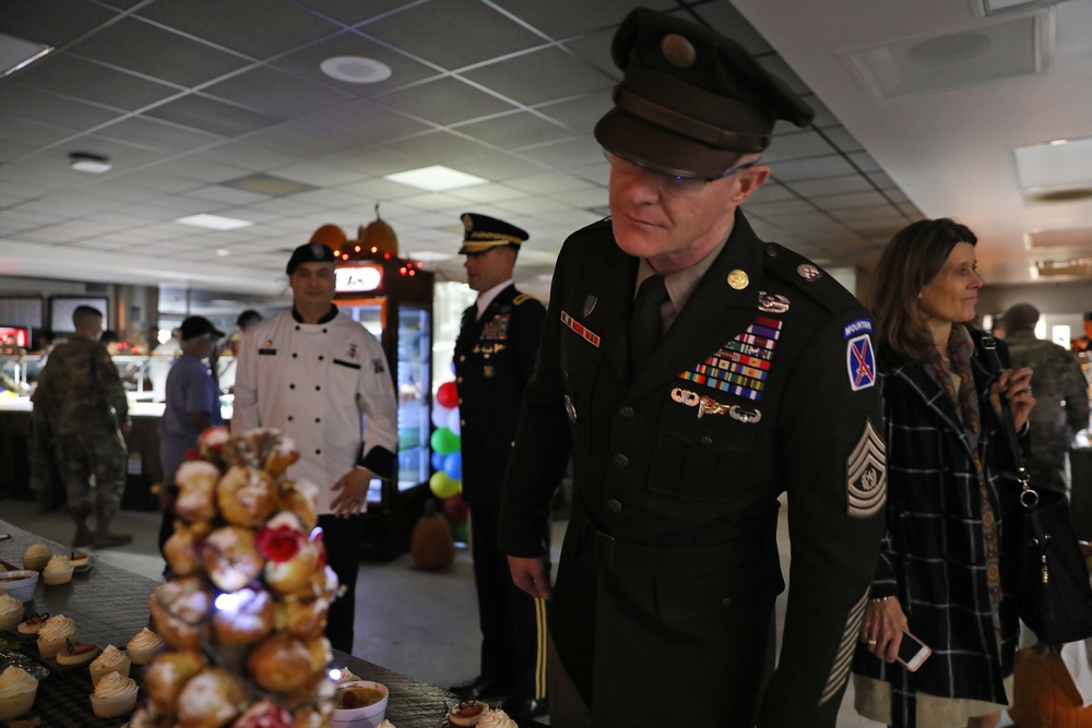 A super Thanksgiving at the Commando Cafe