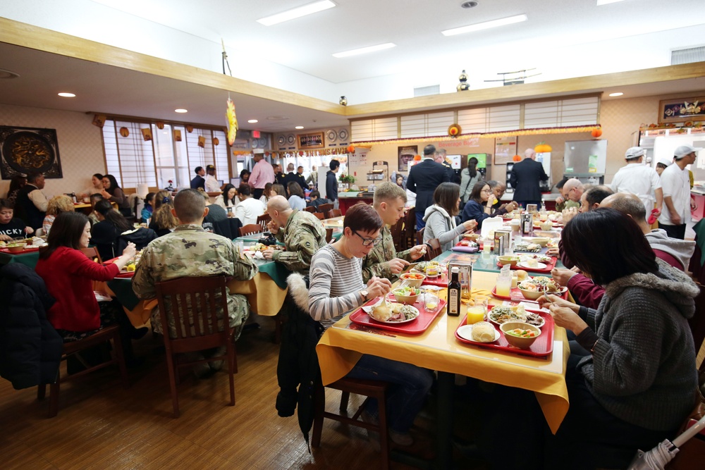 Camp Zama Dining Facility serves Thanksgiving meal