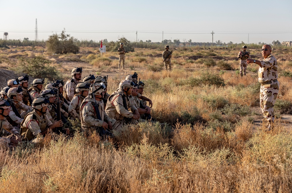 Training Team Whiskey with SINCO II Formations and Movement Training