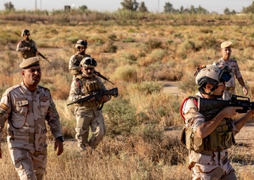 Training Team Whiskey with SINCO II Formations and Movement Training