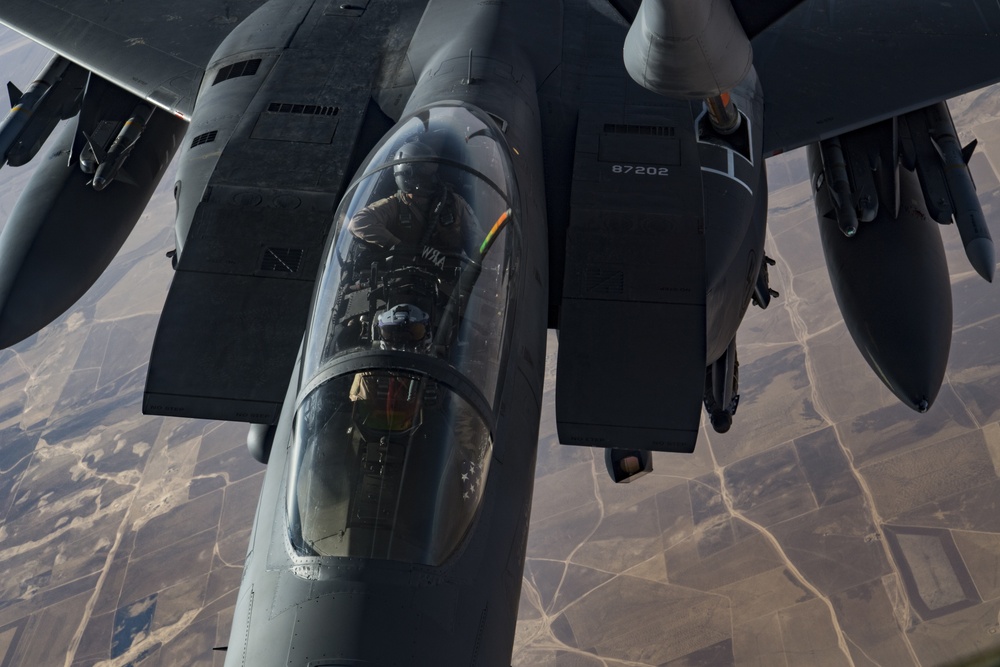 KC-135 AOR refueling mission
