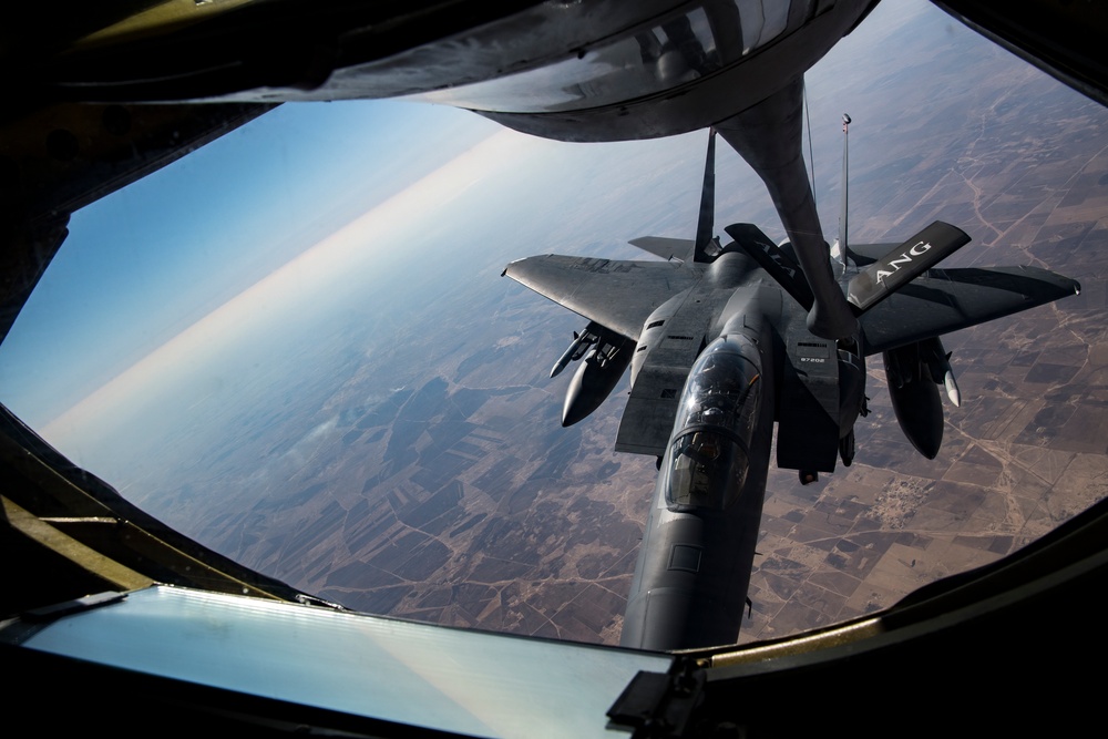 KC-135 AOR refueling mission