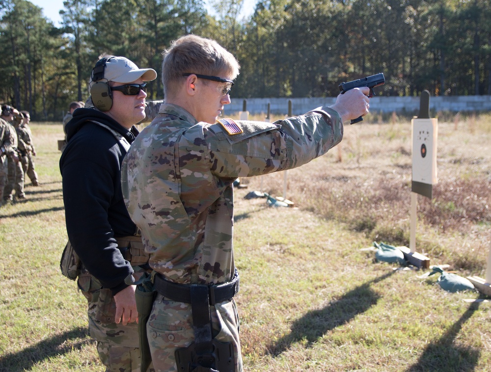 Special Forces Weapons Sergeant Candidates Practice Pistol Basics