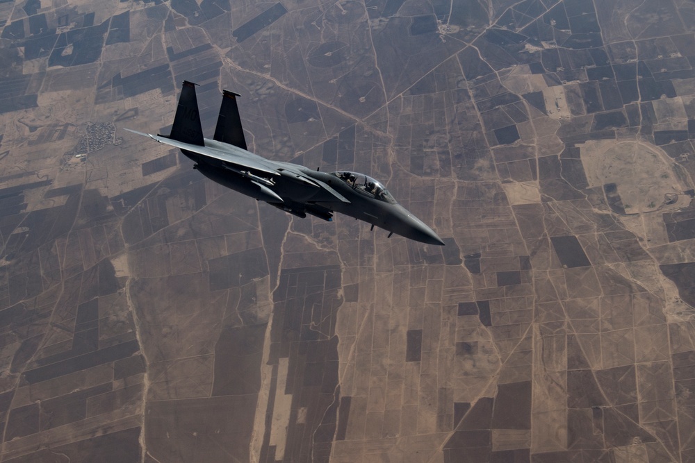 KC-135 AOR refueling mission