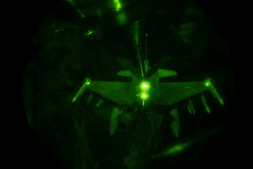 KC-135 AOR refueling mission