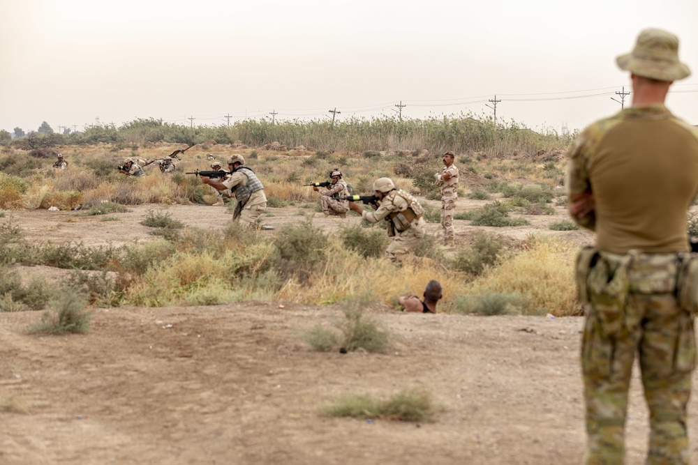 Training Team Bravo with Spanish Trainers - Tactical Movement and Ambush Training