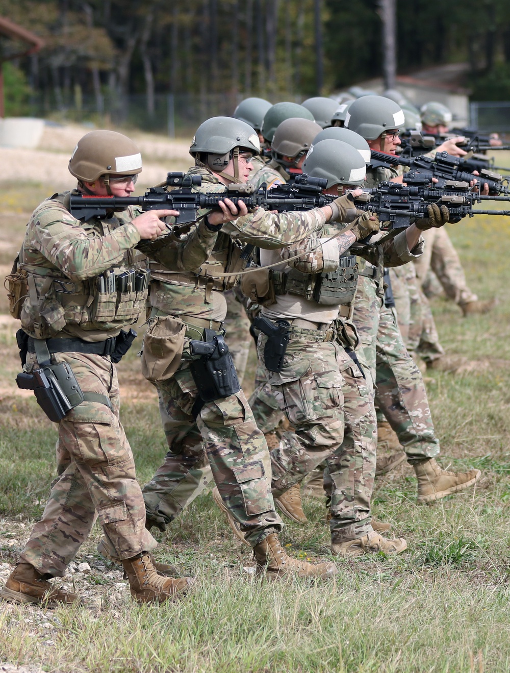 USAJFKSWCS Students Practice Marksmanship Skills