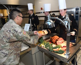 Fort Drum culinarians cook up Thanksgiving feast for thousands of 10th Mountain Division Soldiers, family members