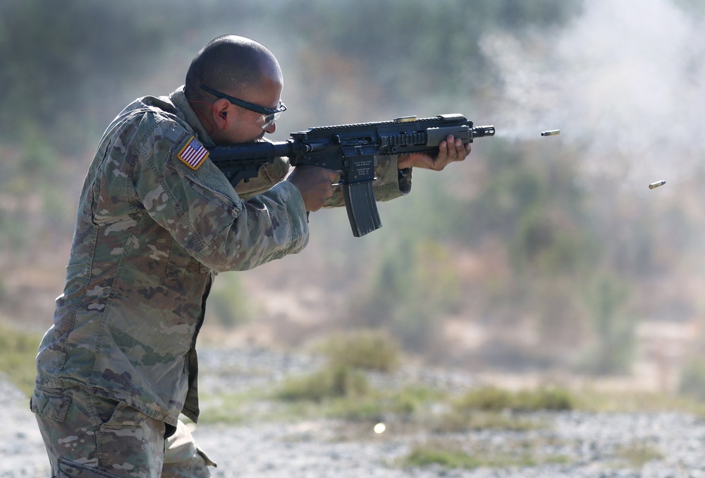 USAJFKSWCS Foreign Weapons Training