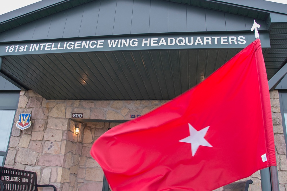The Adjuant General visits the 181st IW