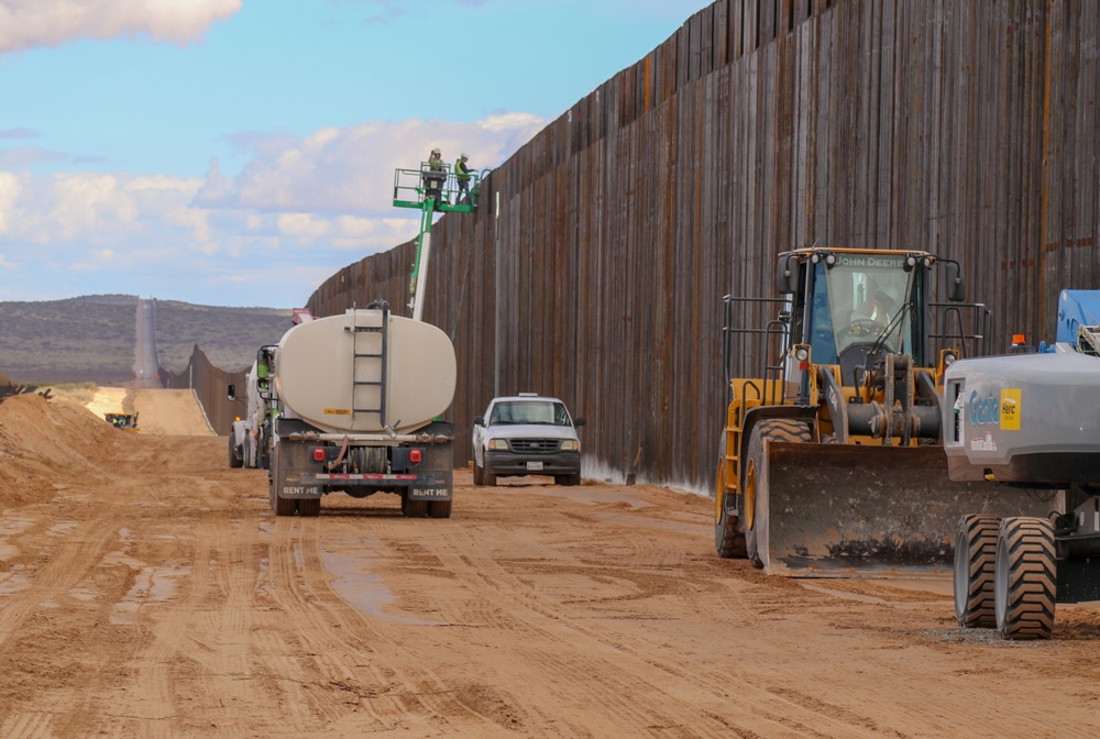 USACE continues border barrier construction in New Mexico