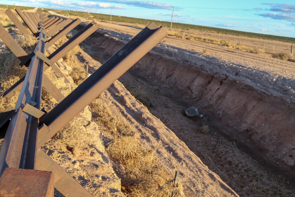 USACE plans border barrier construction at El Paso 2 site