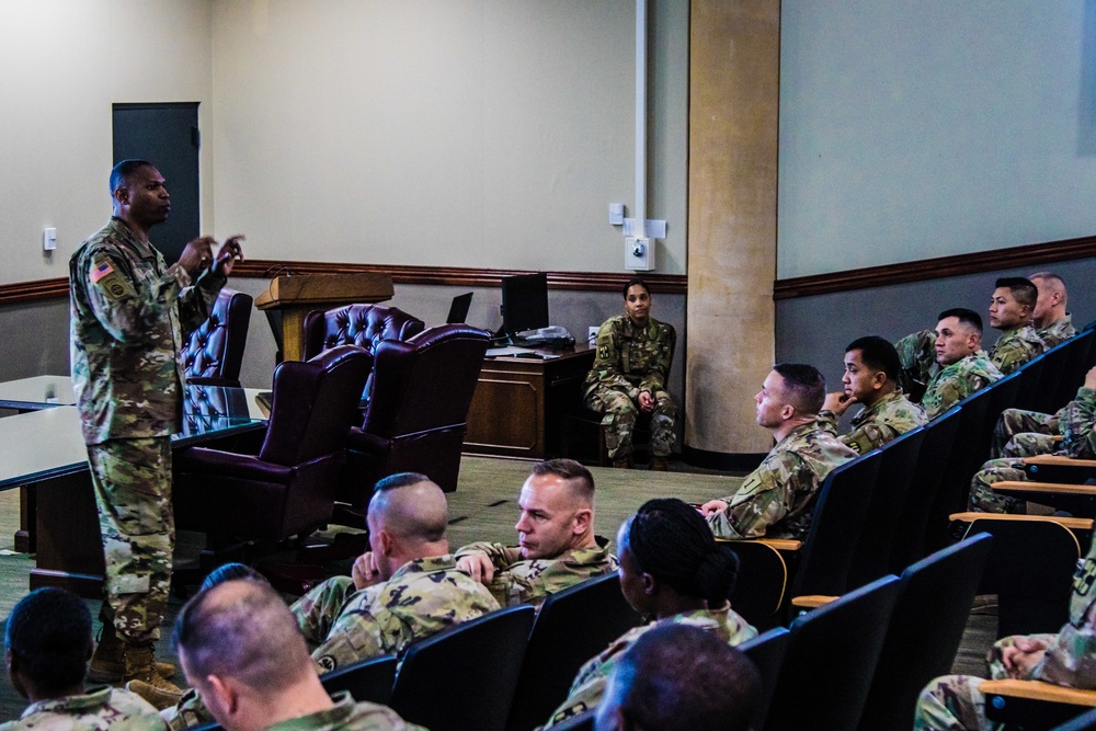 Command Sgt. Maj. Michael Gragg, senior enlisted adviser of US Army Medical Command, speaks to senior enlisted medical professionals on Nov. 18 at Fort Hood.