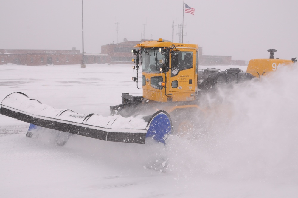 Snow Removal at the 148th Fighter Wing