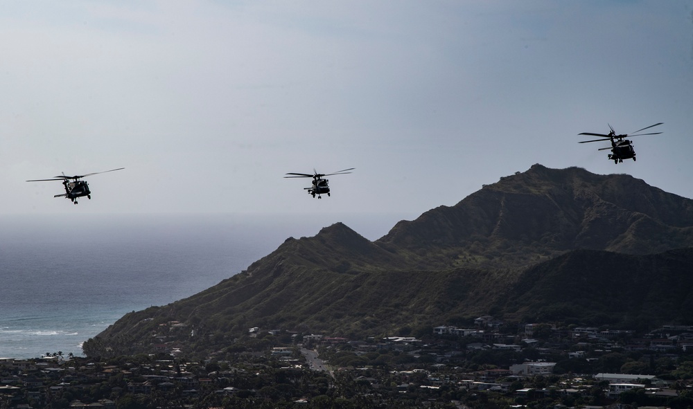 HSM 37 Helicopters Fly in Formation Around Oahu