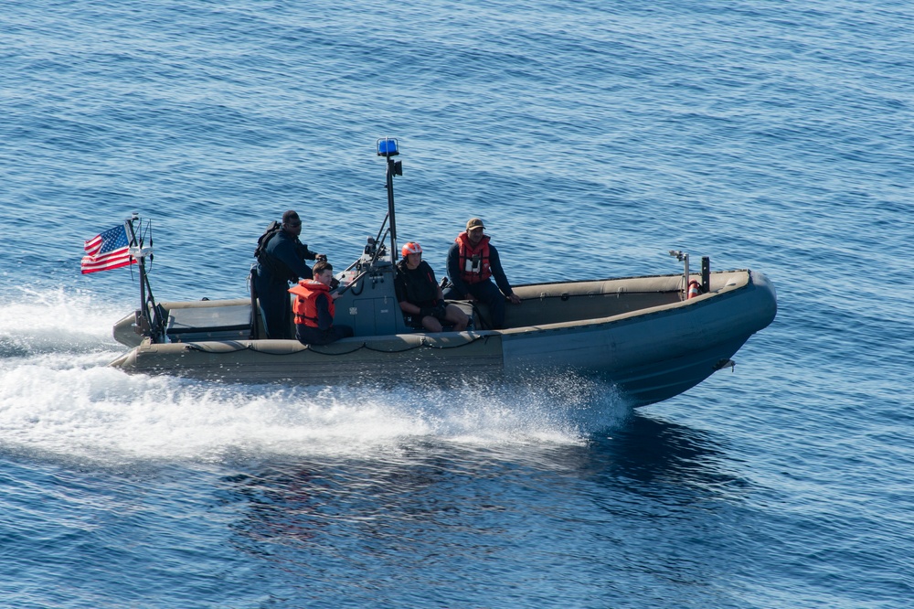 USS RAFAEL PERALTA (DDG 115)