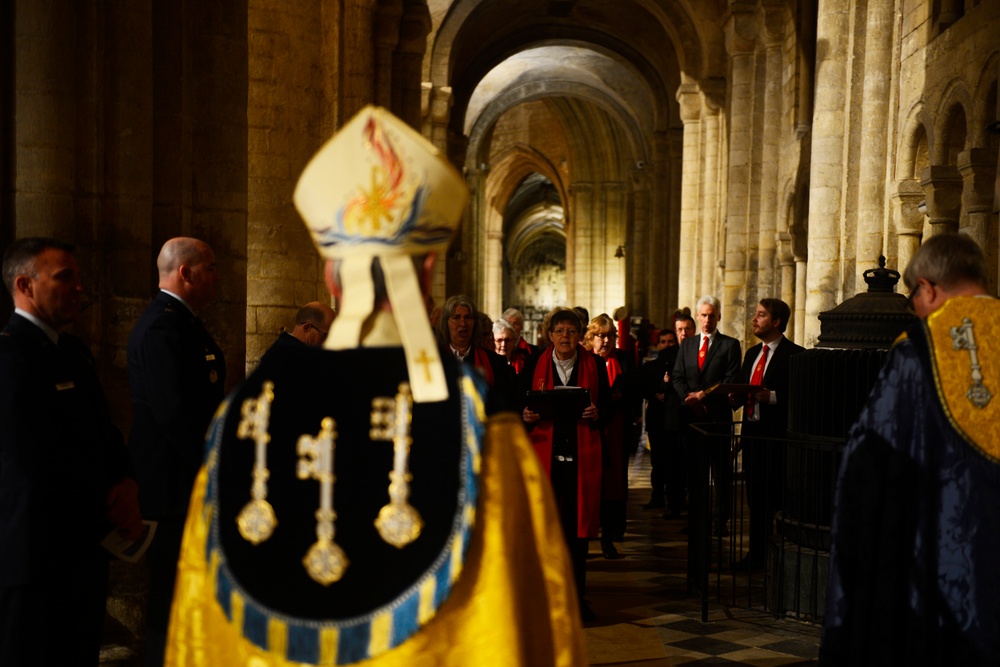 Airmen celebrate Thanksgiving Eve at Ely Cathedral