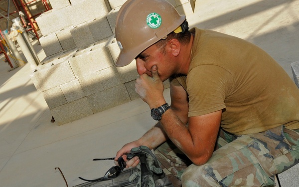 Runnin' Roos Det Guam