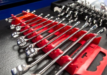 California Jobs Challenge scholars train in automotive technology