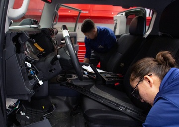 California Jobs Challenge scholars train in automotive technology