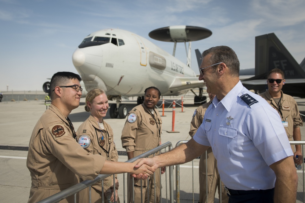 AFCENT commander visits 2019 Dubai Airshow