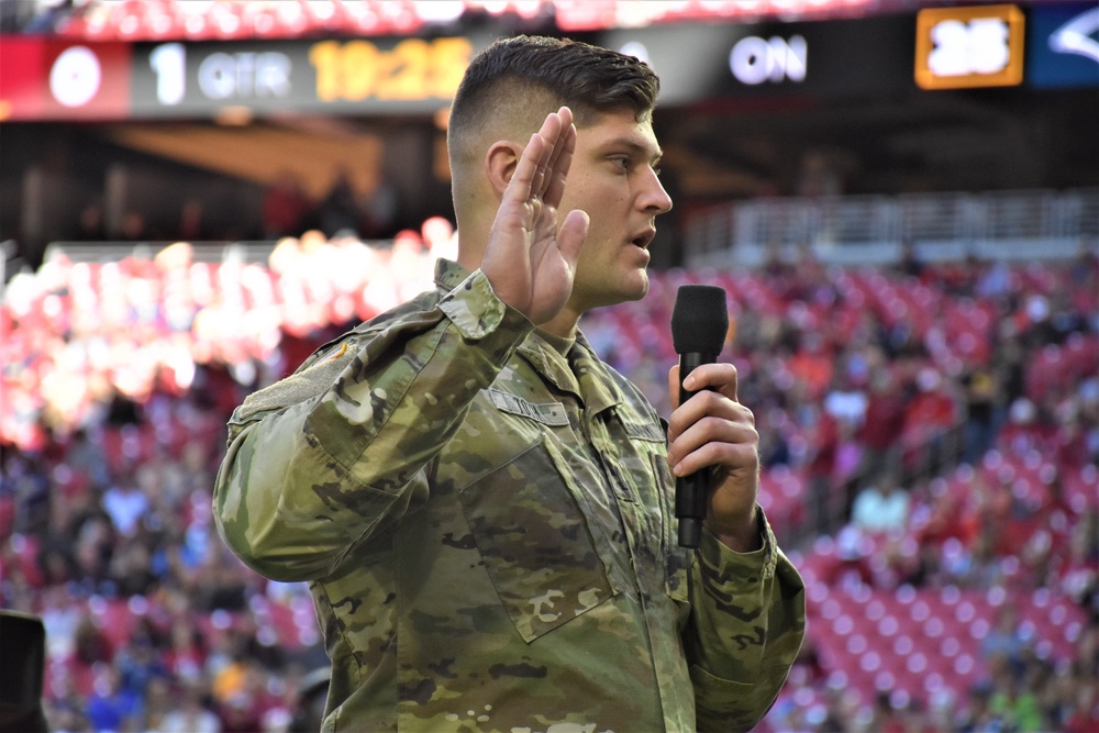 West Point NFL player conducts mass oath of enlistment ceremony