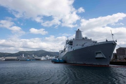 USS New Orleans arrives in Sasebo, Japan