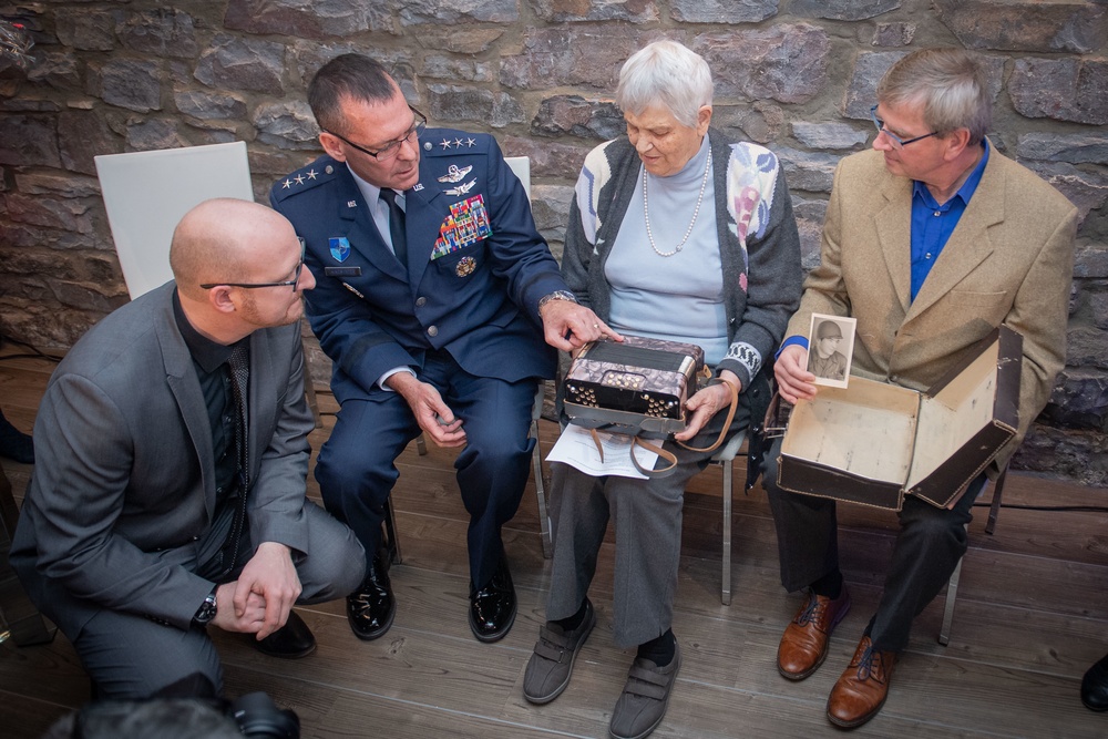 Lost family heirloom returned after 74 years – a testament of American-German friendship