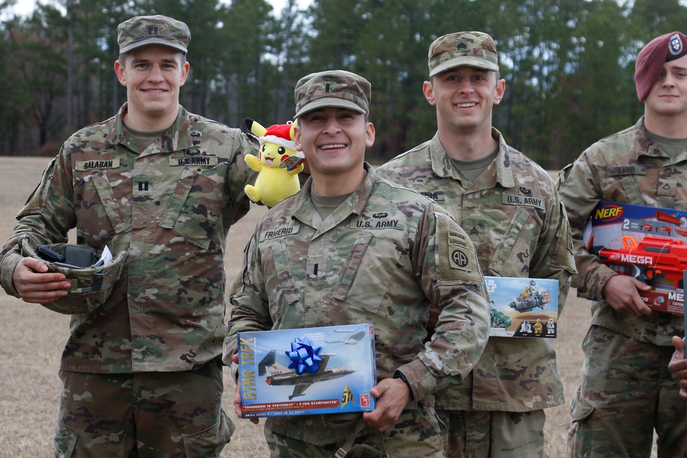 82nd Airborne Division kicks off Presents from Paratroopers with toy donation