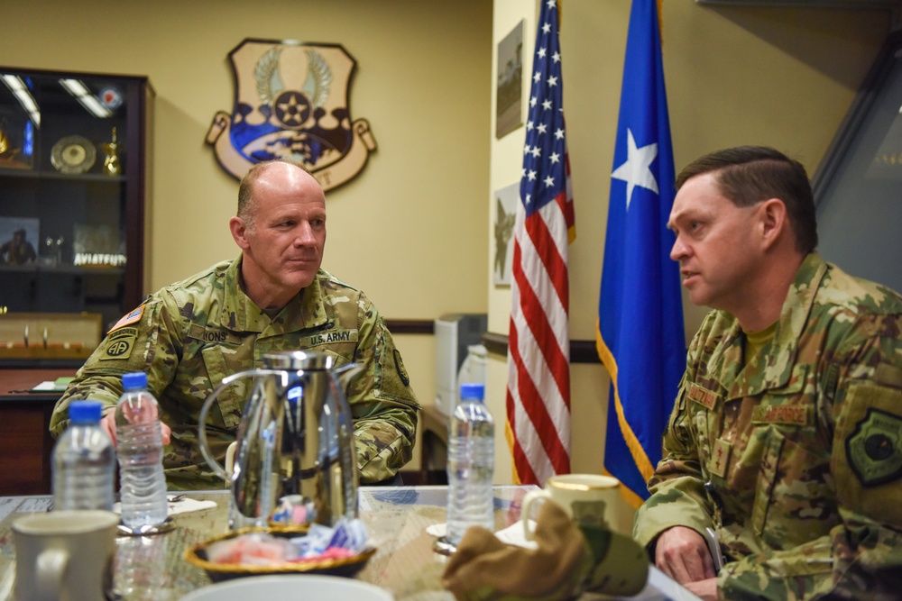 USTRANSCOM Commander Visits CAOC