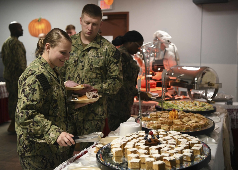 Thanksgiving Meal Held at Naval Support Activity Bahrain