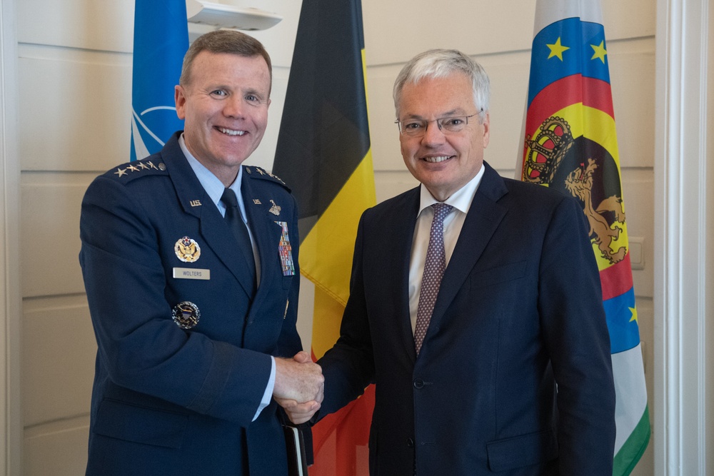 SACEUR Visits Belgian King, Minister of Defence and Chief of Defence