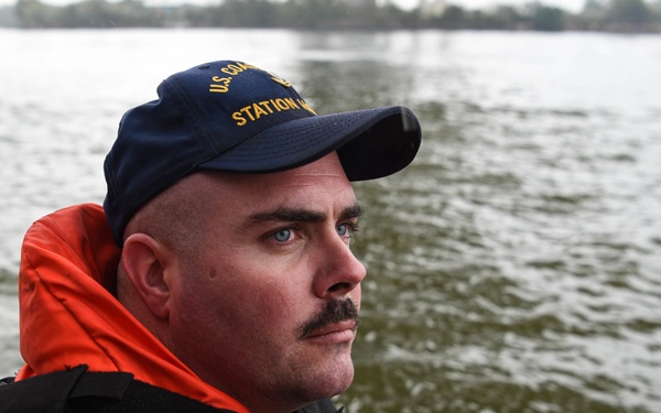 Vice commandant gets underway with Station Houston