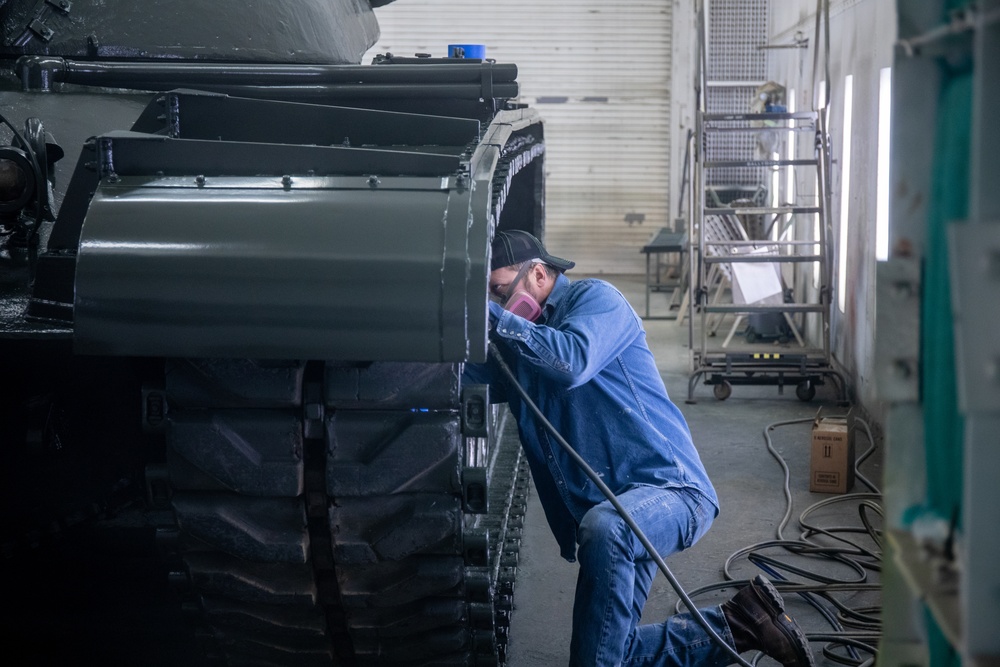 Historic M48 Patton Tank Get's a New Paint Job