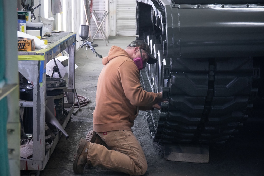 Historic M48 Patton Tank Get's a New Paint Job