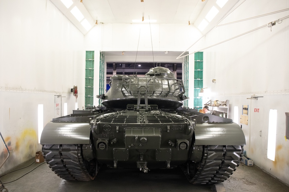 Historic M48 Patton Tank Get's a New Paint Job