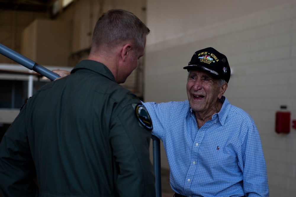 WWII, Korean, Vietnam war veteran pilot visits Tyndall
