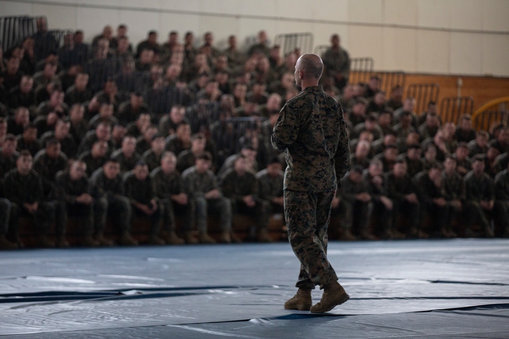 31st MEU command welcomes BLT 1/5 “Geronimo” to Okinawa