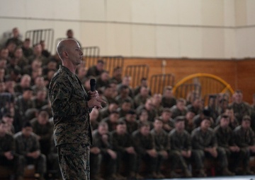 31st MEU command welcomes BLT 1/5 “Geronimo” to Okinawa