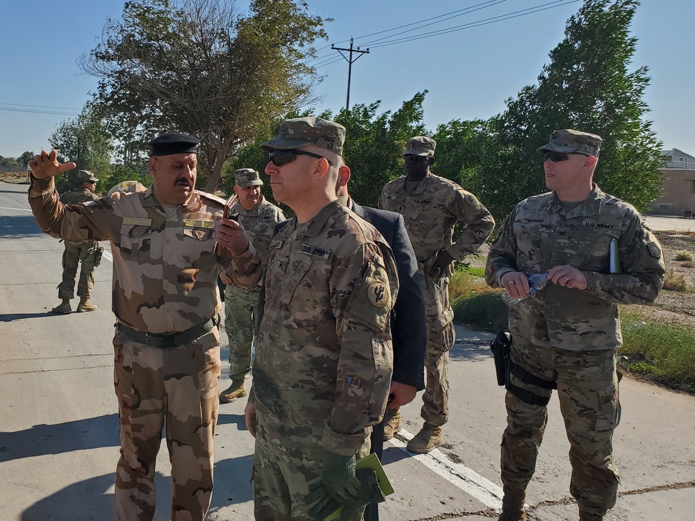 1st TSC OCP DCG visits Iraqi Army Maintenance Facilities