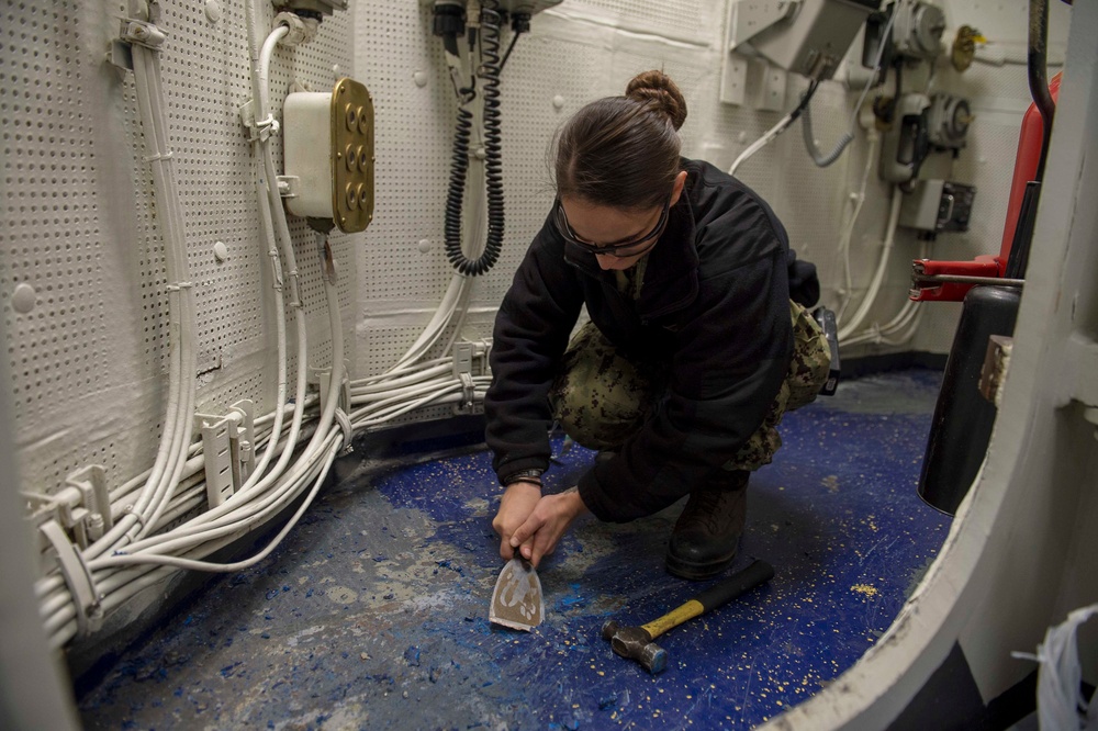 GHWB Sailor Breaks Apart Deck