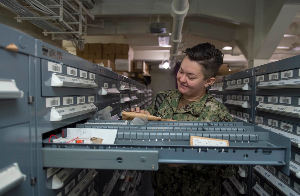 GHWB Sailor Performs Inventory