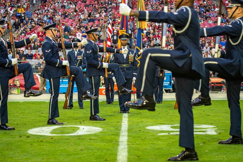 USAF Airmen represent at AZ Cardinals Game