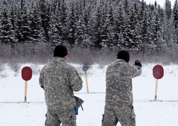 Paratroopers compete in Speed Pistol Challenge