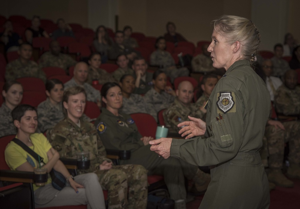 Military trailblazer speaks at Breaking Barriers event