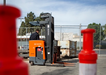 Trade scholars earn lift truck certifications